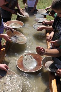 California 4th-grade panning for gold